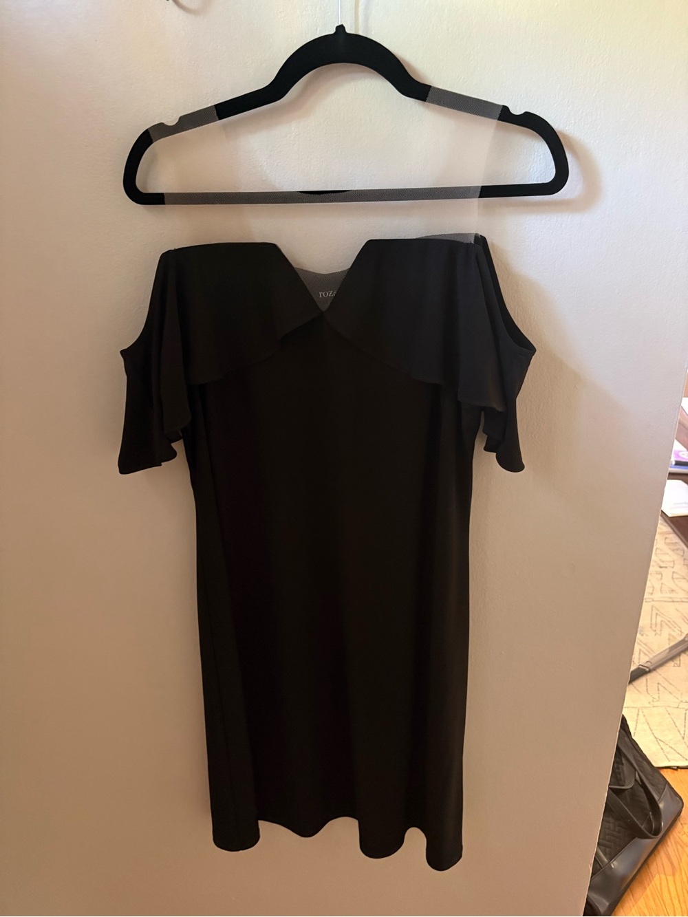 Roz & Ali Black One-Shoulder Ruffle Dress